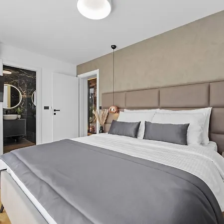 Osea 40 M2 Pool, Sauna, 4 En-suite Bedrooms Villa